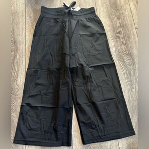 Safort capri Black Wide-Leg Pants